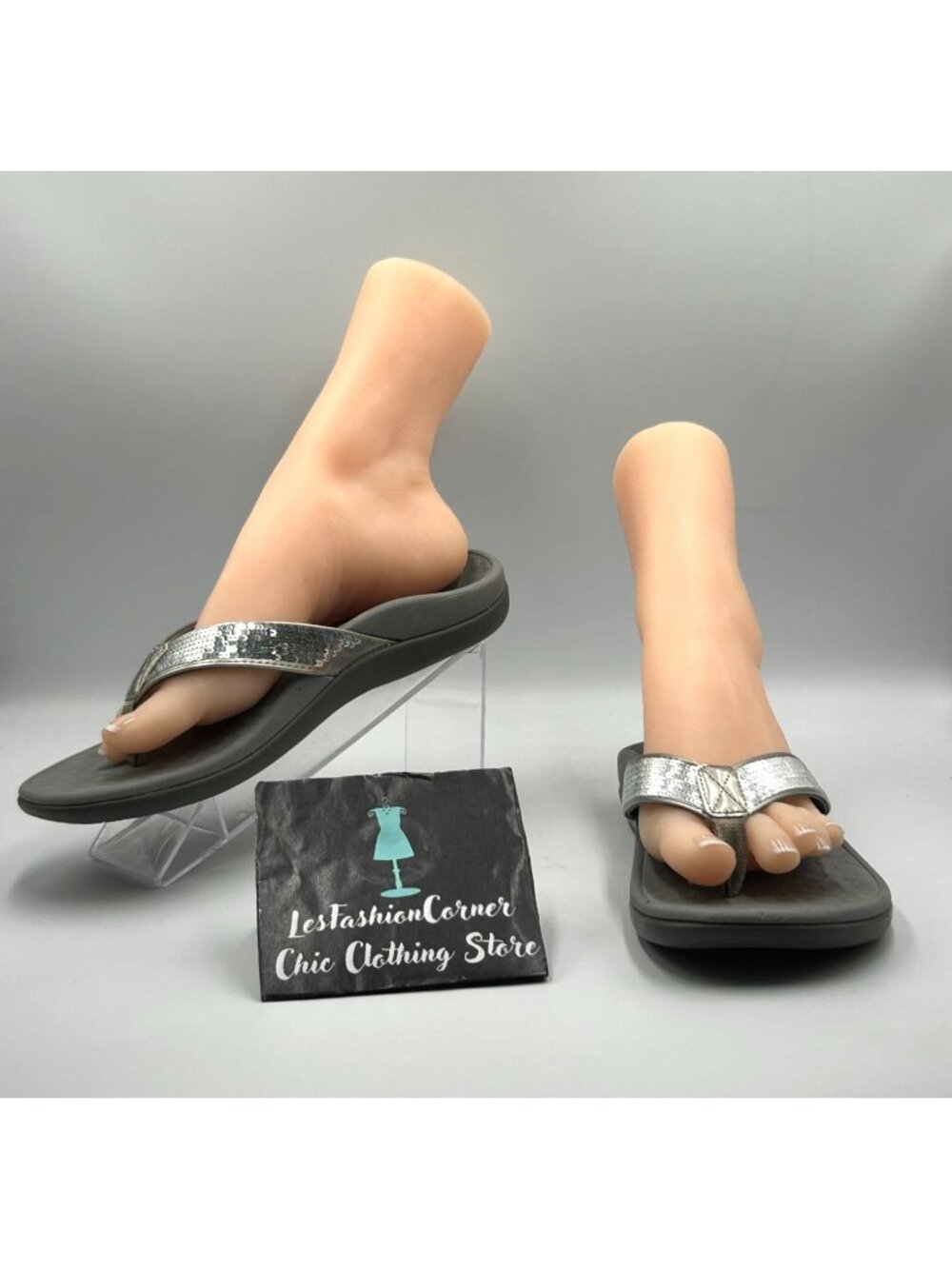 Vionic Women’s Silver Sequin Tide II Flip Flops Arch Support Sandals Size 9 3327